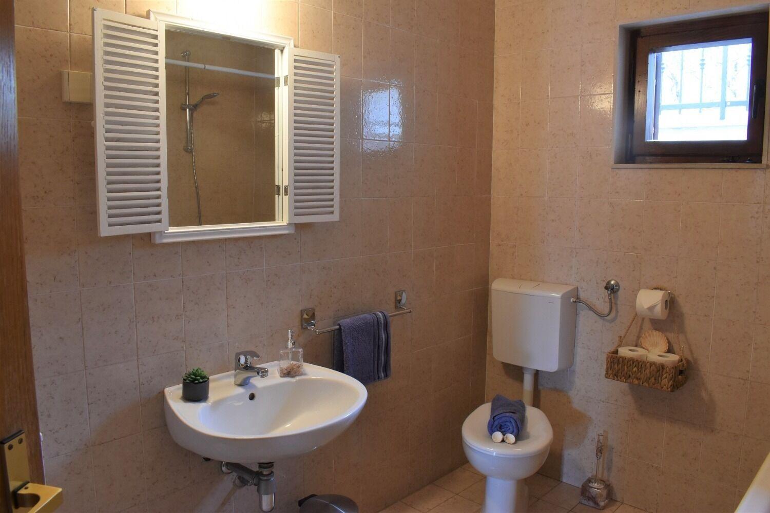 Apartments Frama - 3 Apartments Бол Екстер'єр фото