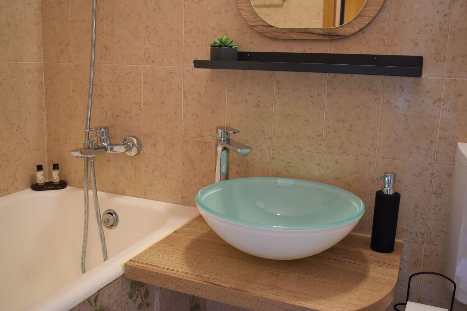 Apartments Frama - 3 Apartments Бол Екстер'єр фото